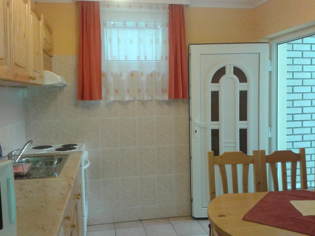 Levendula Apartman Balatonfüred Pokój zdjęcie